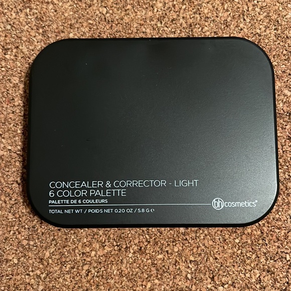 BH Cosmetics Concealer & Corrector - Picture 3 of 5